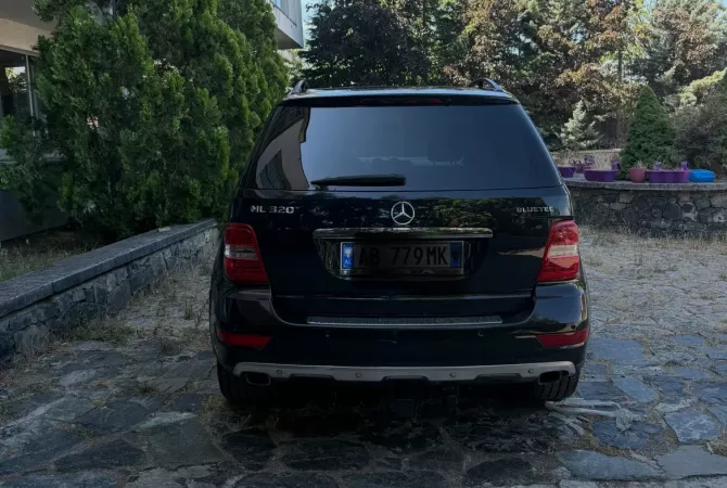 Makina ne shitje  ne Tirane - 8,000 Euro