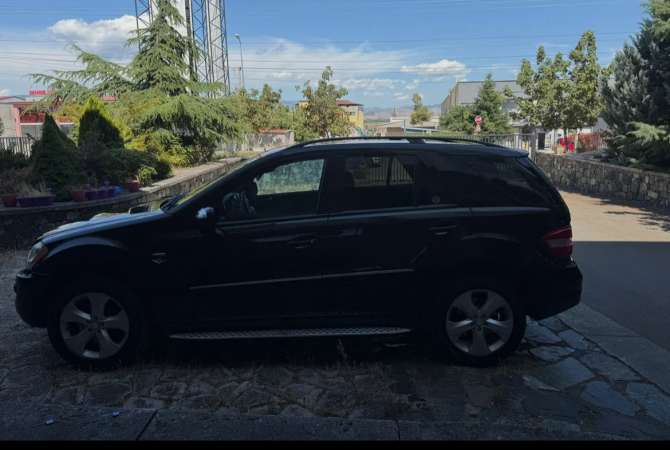 Makina ne shitje  ne Tirane - 8,000 Euro