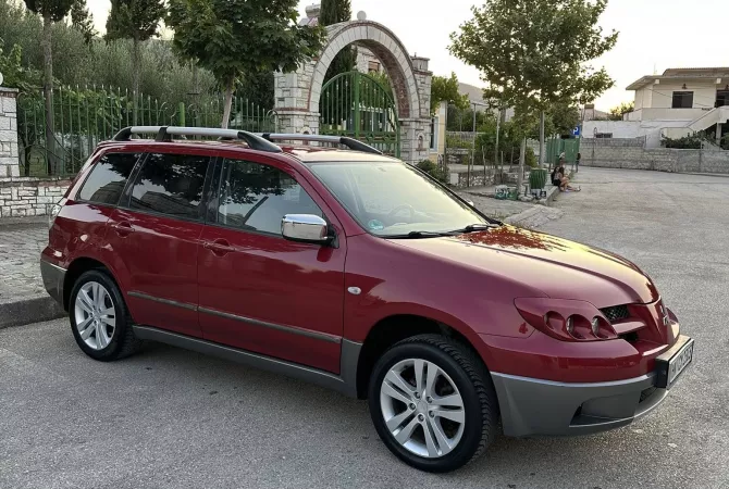 Cars for sale in Tirana - 570,000 Leke