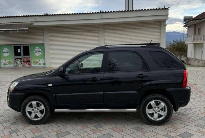 Makina ne shitje  ne Tirane - 4,800 Euro