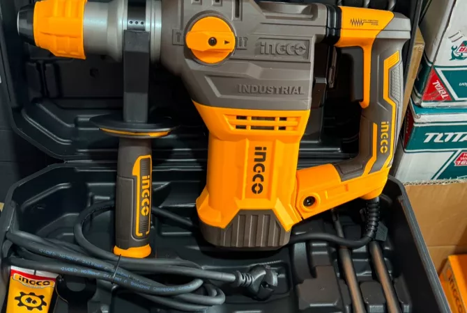 Working Tools in Tirana - 7,500 Leke