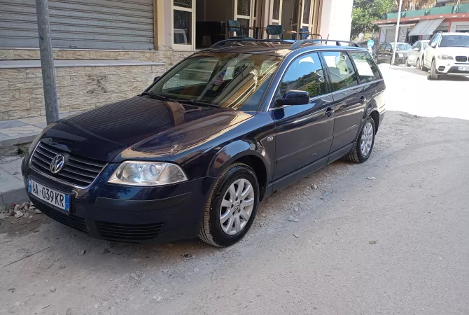Cars for sale in Tirana - 2,500 Euro