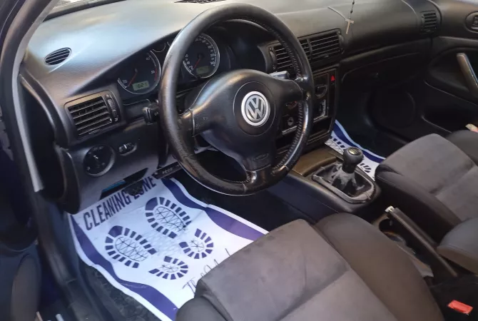 Makina ne shitje  ne Tirane - 2,500 Euro