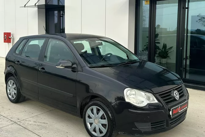Makina ne shitje ne Tirane, Volkswagen, 2006 gasoline-gas,Kambio Manual Pagesa 2,900  Euro.