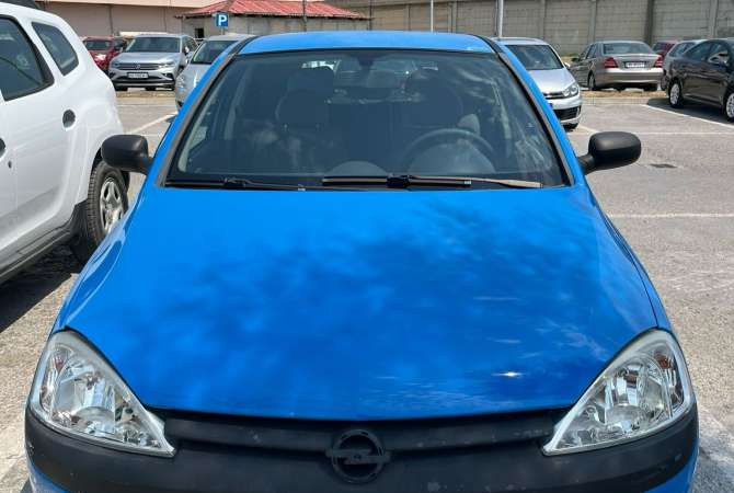 Makina ne shitje  ne Tirane - 2,000 Euro