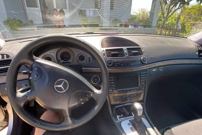 Makina ne shitje  ne Tirane - 3,800 Euro
