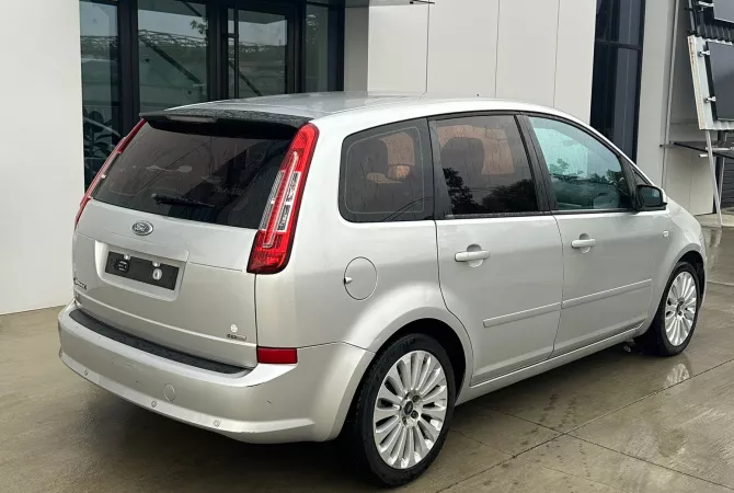 Cars for sale in Tirana - 3,200 Euro