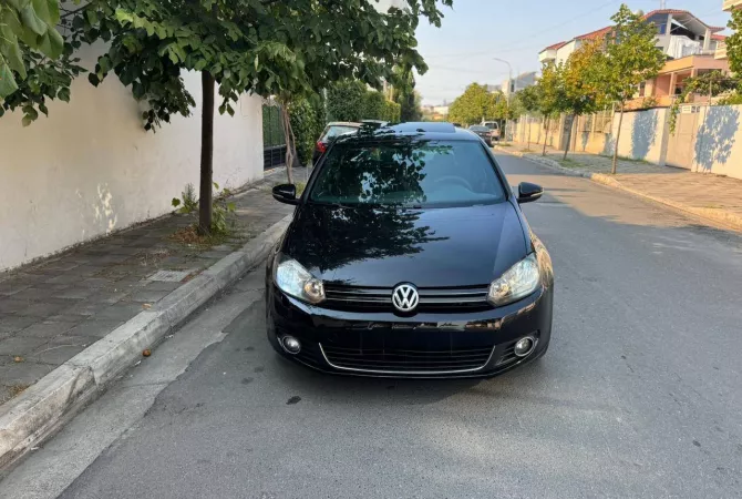 Makina ne shitje  ne Tirane - 6,500 Euro