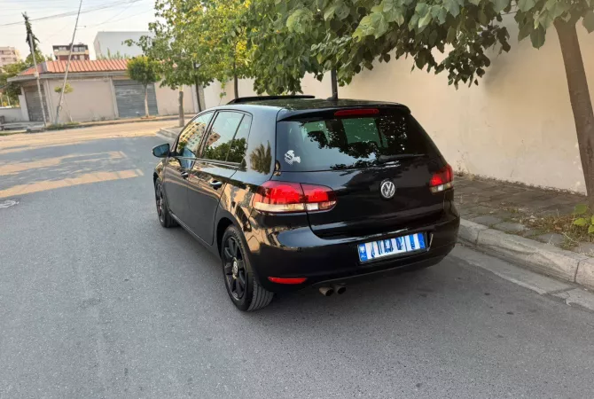 Cars for sale in Tirana - 6,500 Euro