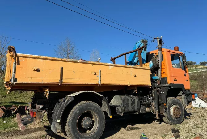 Makina ne shitje ne Tirane - 27,000 Euro
