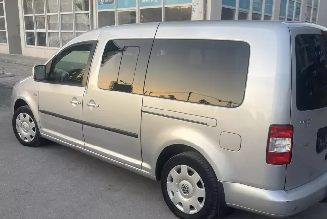 Cars for sale in Tirana - 6,000 Euro