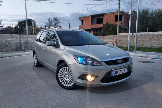 Makina ne shitje ne Tirane, Ford, 2010 gasoline-gas,Kambio Manual Pagesa 4,300  Euro.