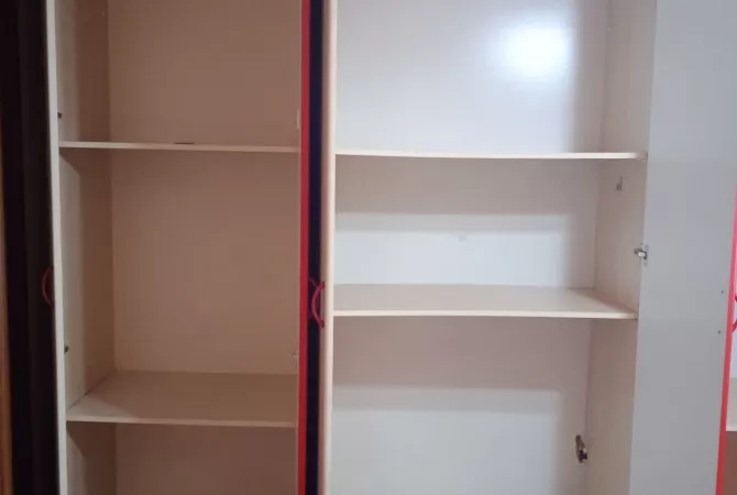 Mobilje dhe Elektroshtepiake ne Tirane - 300 Euro