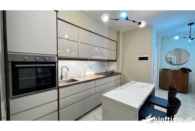 Shtepi me qera Apartament ne Tirane, 2+1, Mobilimi E mobiluar, Pagesa 800  Euro.