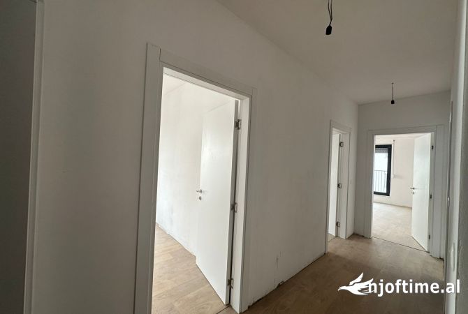 Shtepi ne shitje 3+1 ne Tirane - 305,100 Euro