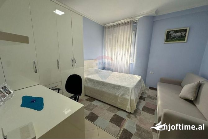 Shtepi me qera 2+1 ne Tirane - 600 Euro