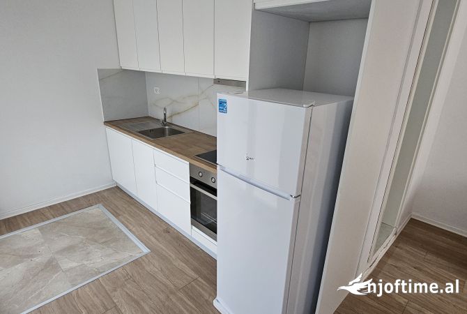Shtepi me qera 1+1 ne Tirane - 30,000 Leke