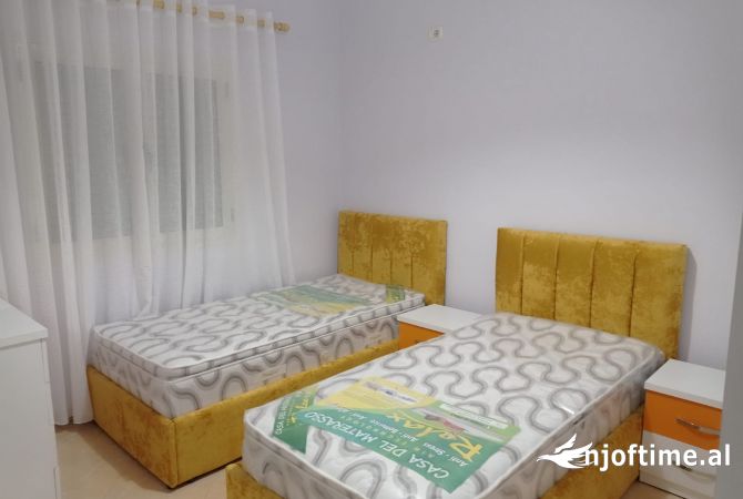 Shtepi me qera 2+1 ne Tirane - 550 Euro