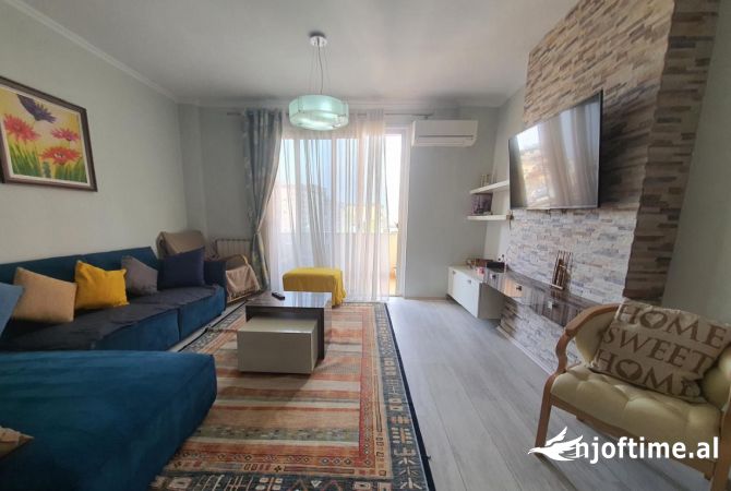 Jepet me qira apartament 2+1 te Liqeni Artificial!