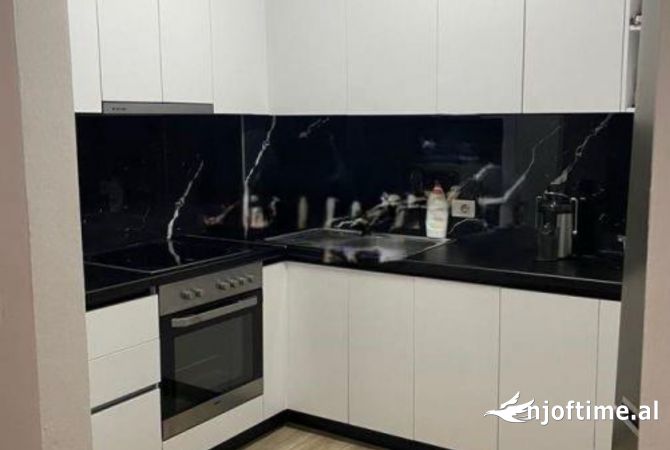 Shtepi me qera 2+1 ne Tirane - 500 Euro