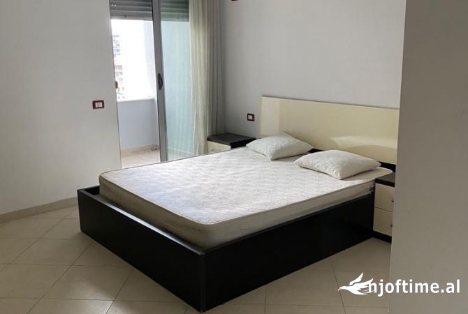Shtepi me qera 2+1 ne Tirane - 450 Euro