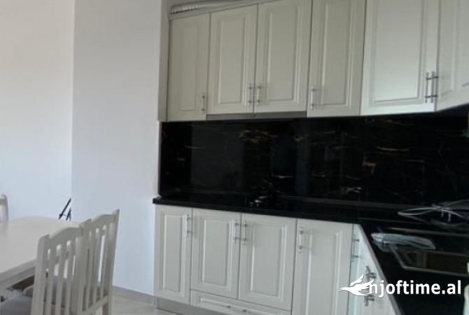 Shtepi me qera 1+1 ne Tirane - 550 Euro