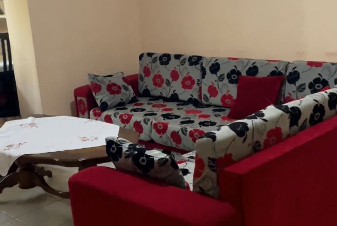 Shtepi me qera 1+1 ne Tirane - 35,000 Leke