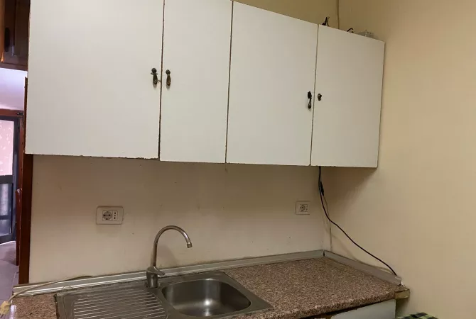 Shtepi me qera 1+1 ne Tirane - 300 Euro