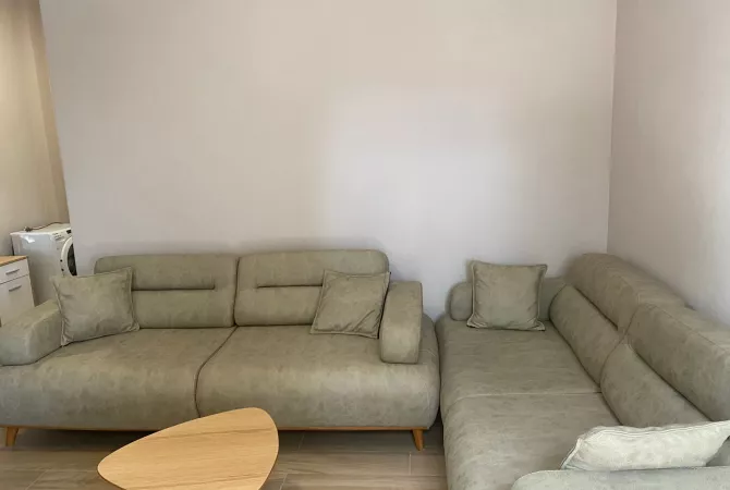 Shtepi me qera 1+1 ne Tirane - 350 Euro