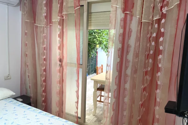 Shtepi me qera 1+1 ne Tirane - 420 Euro