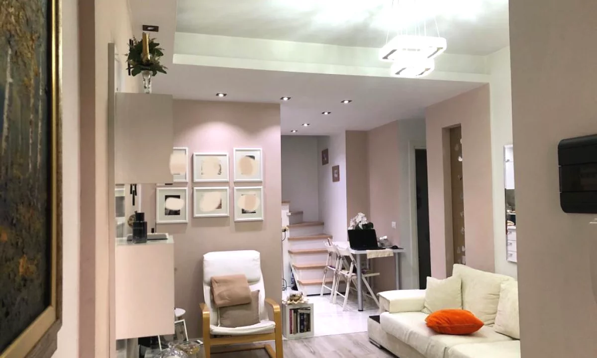 Shtepi ne shitje Shtepi Private ne Tirane, 2+1, Mobilimi E mobiluar, Pagesa 108,000  Euro.