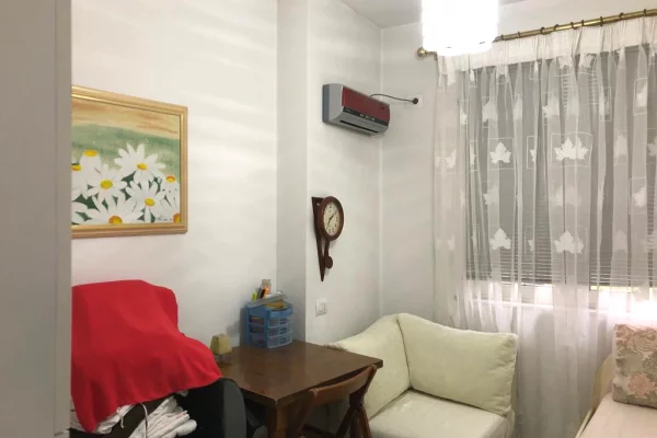 Shtepi ne shitje Shtepi Private ne Tirane, 2+1, Mobilimi E mobiluar, Pagesa 108,000  Euro.