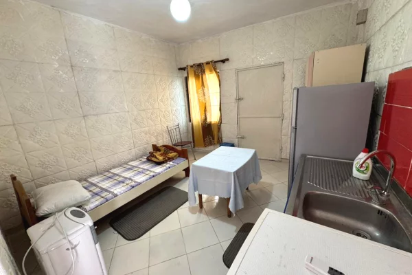 Shtepi me qera Garsoniere ne Tirane - 15,000 Leke