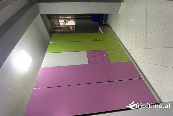 Shtepi ne shitje Apartament ne Tirane, 2+1, Mobilimi E mobiluar, Pagesa 152,000  Euro.