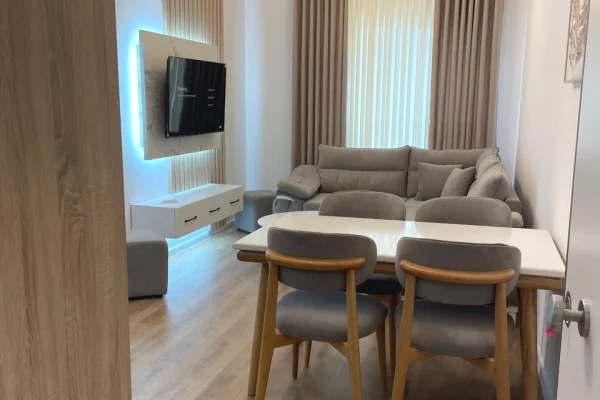 Casa in affitto 1+1 a Tirana - 45,000 Leke