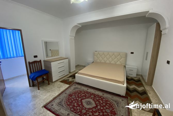 Shtepi me qera 2+1 ne Tirane - 550 Euro