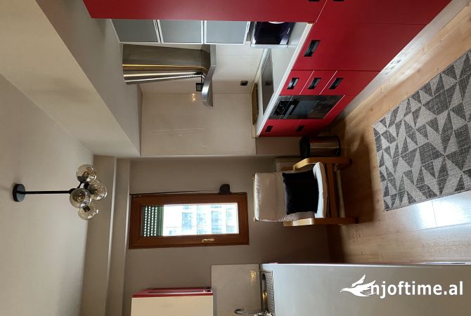 Shtepi me qera 2+1 ne Tirane - 1,500 Euro