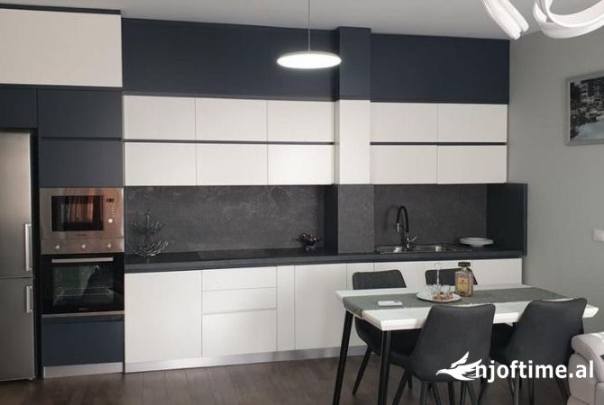 Shtepi me qera 1+1 ne Tirane - 40,000 Leke