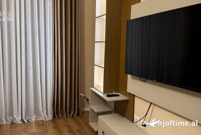 Shtepi me qera 2+1 ne Tirane - 700 Euro