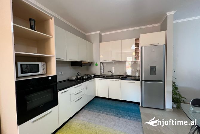 Shtepi ne shitje 2+1 ne Tirane - 215,000 Euro