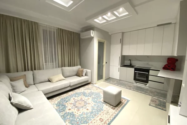 Shtepi me qera 2+1 ne Tirane - 55,000 Leke