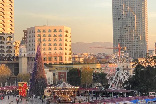 Shtepi ne shitje 2+1 ne Tirane - 270,000 Euro