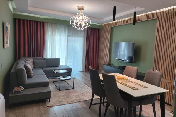 Casa in affitto 3+1 a Tirana - 1,000 Euro