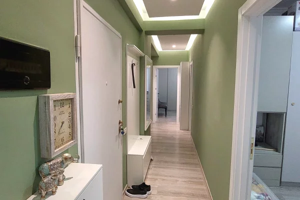 Appartamento in affitto a Tirana 3+1, Arredato