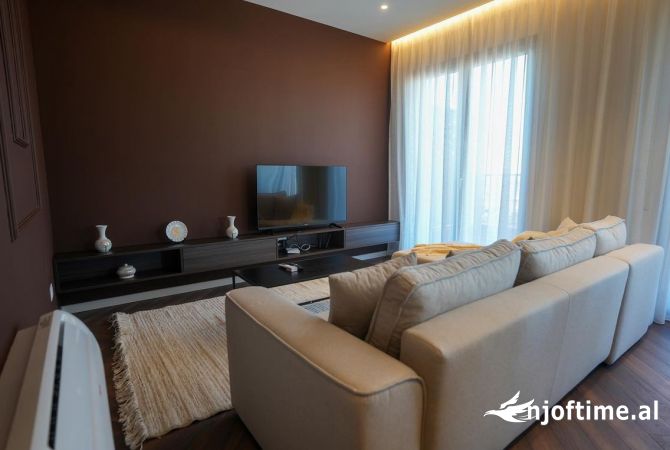 Shtepi me qera 1+1 ne Tirane - 600 Euro