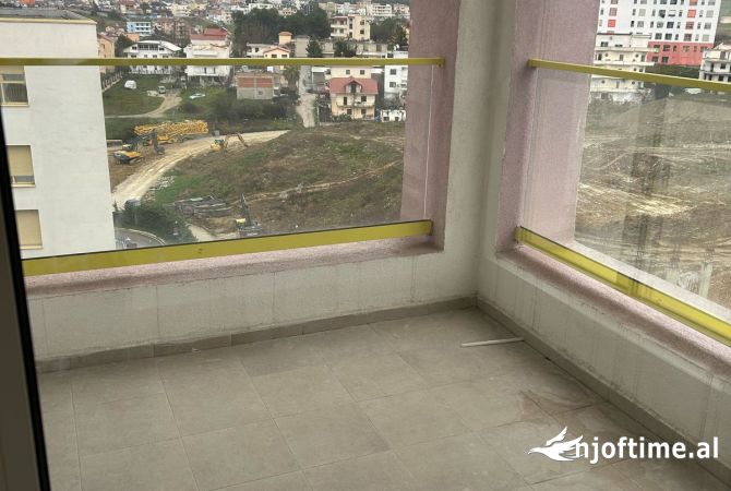 Shtepi me qera 1+1 ne Tirane - 30,000 Leke