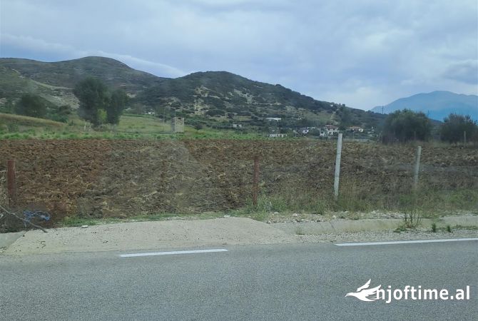Truall ose Toke  ne Vlore - 160,000 Euro