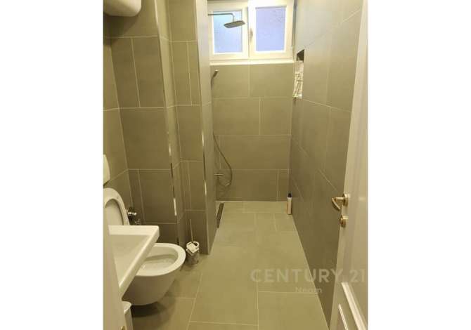 Ambient biznesi me qera 3+1 ne Tirane - 600 Euro