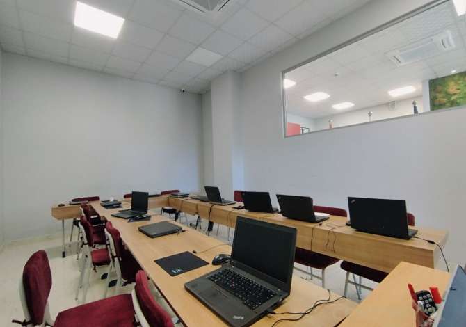 Ambient biznesi me qera 3+1 ne Tirane - 6,000 Euro