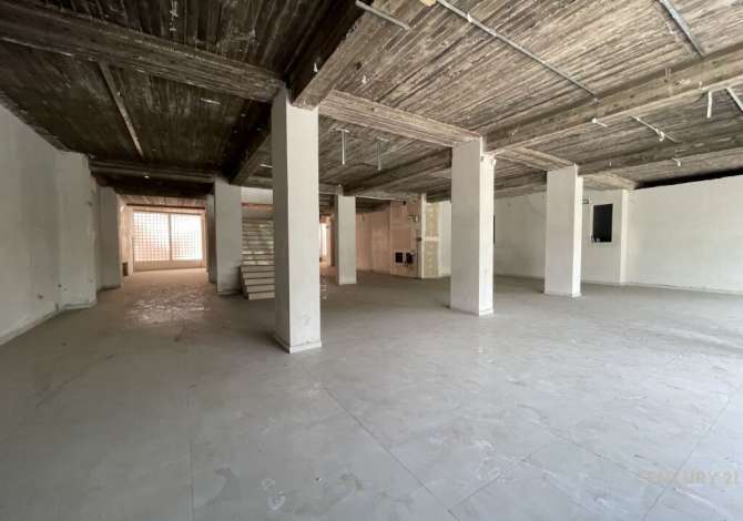 Ambient biznesi me qera 3+1 ne Tirane - 15,000 Euro